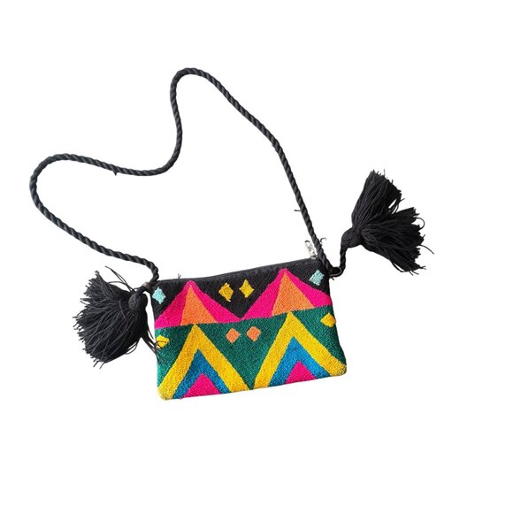Handwoven Geometric Pattern Crossbody Bag With Braided Strap & Tassels - Multico - Picture 3 of 5